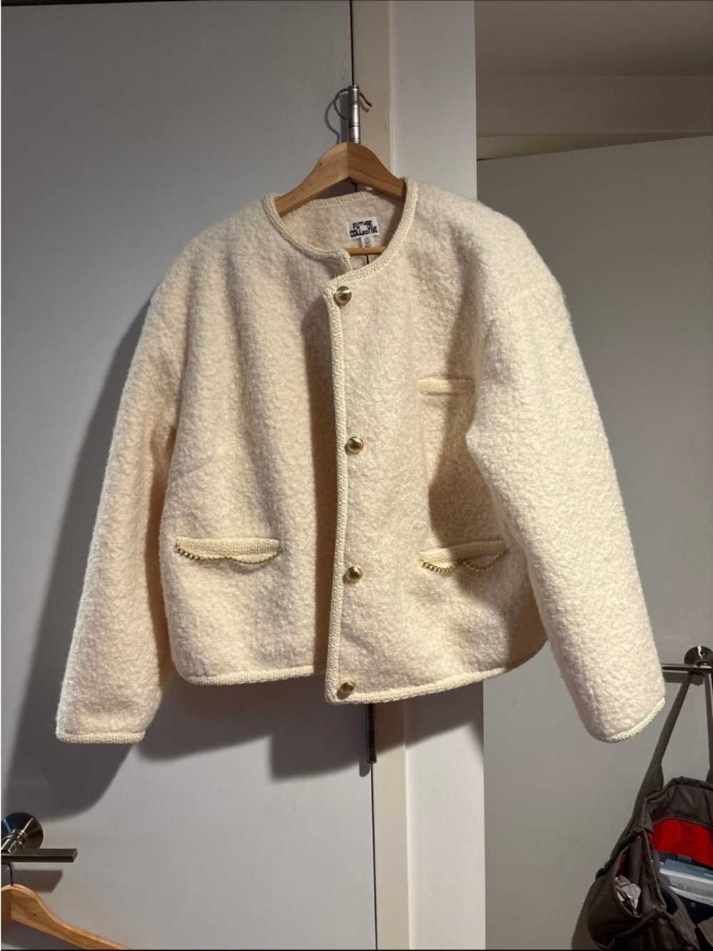 BNWT Women's Teddy Lady Chain
Jacket - Future Collective XXL